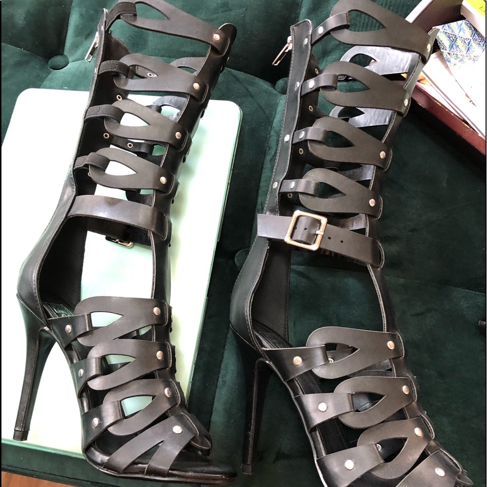 Black boots, 4 inch heels size 6 1/2 new